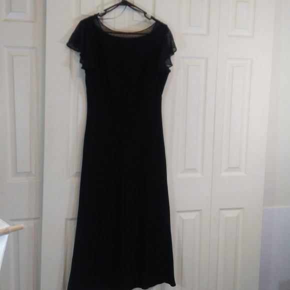 Scarlett Dresses & Skirts - Scarlett Black Cocktail Dress